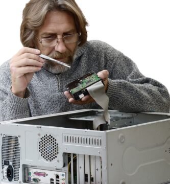 IT support Specialist Roles - Tech diagnostician